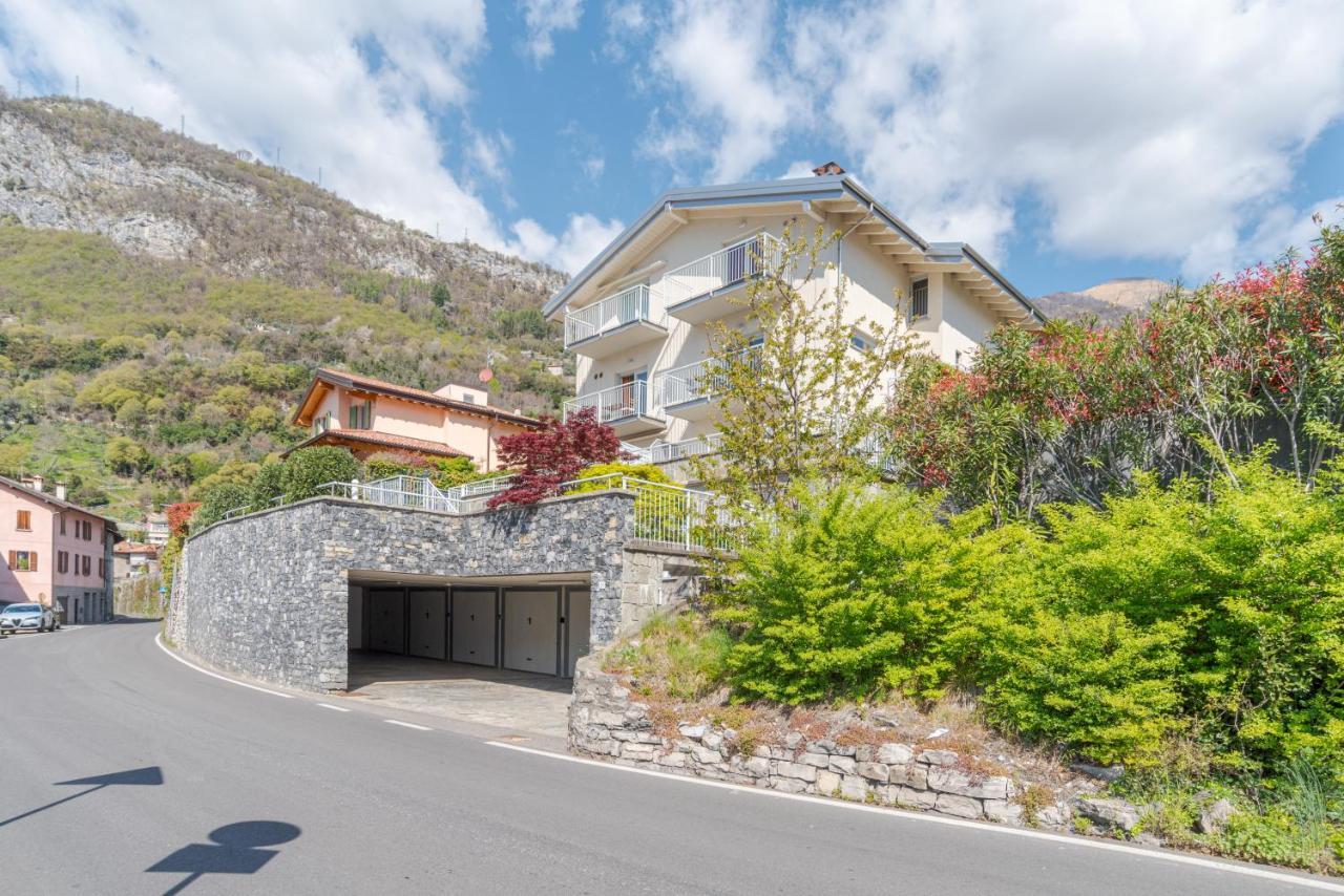 Lake Como Apartment With Balcony And Private Parking Ossuccio Bagian luar foto